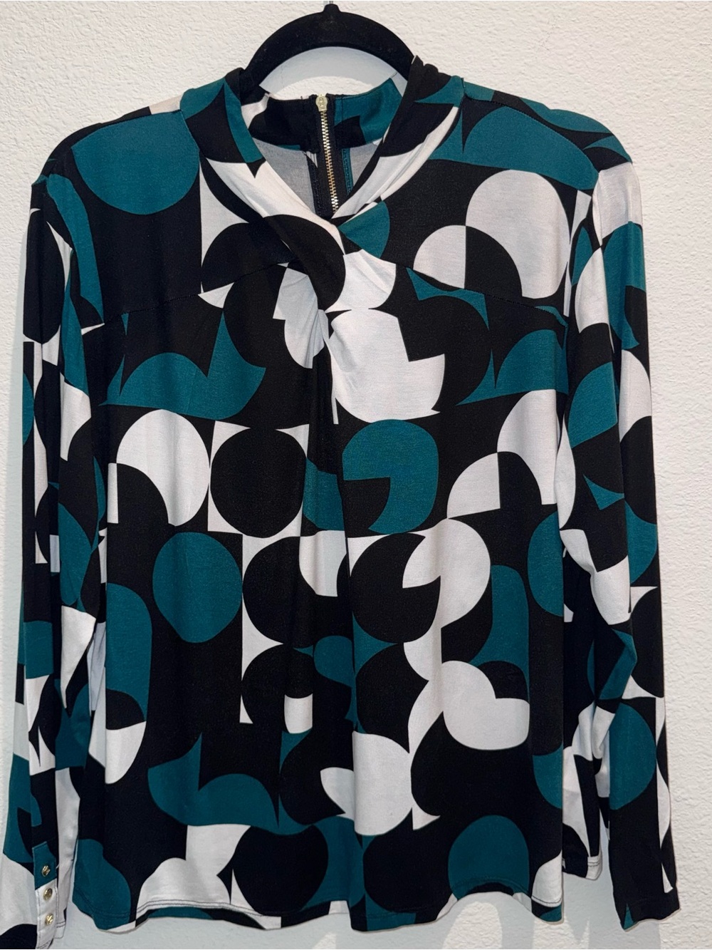 Liz Claiborne Teal, Black & White Geometric Twist-Neck Blouse